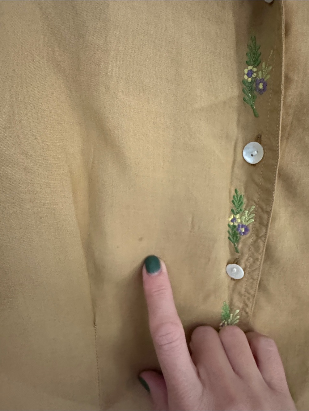 $5 CLOSET CLOSING Vintage 80s 90s Tan Blouse Floral Embroidery Cottagecore Top - Picture 3 of 10